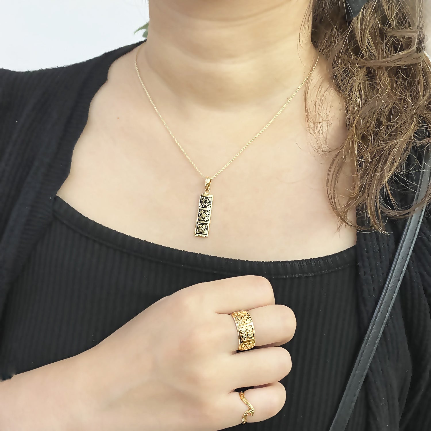 Hawaiian Quilt Pendant-Honu,Naupaka,Kukui [14K/18K Gold]