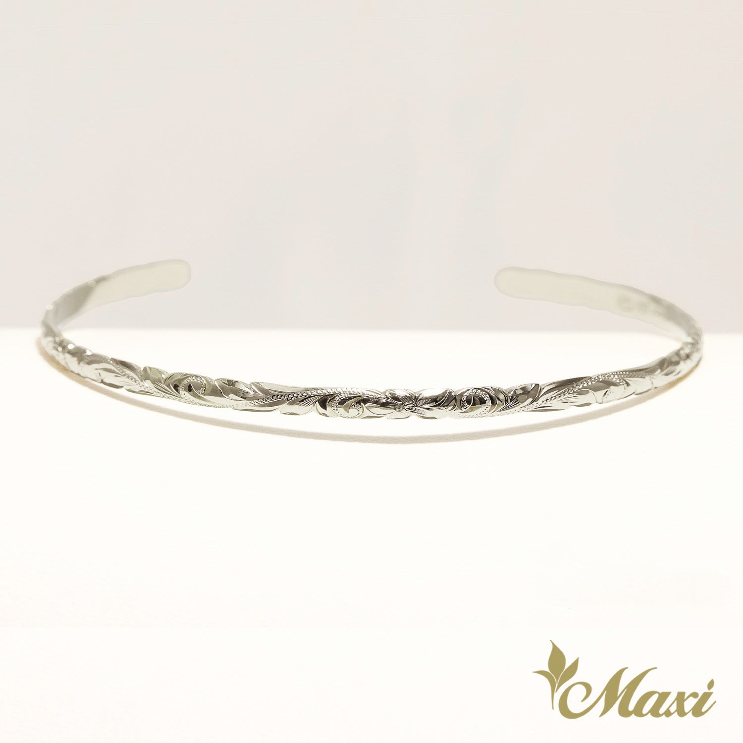 3mm Open Bangle Bracelet_Barrel Shape_Cut Out Edge [14K/18K Gold]