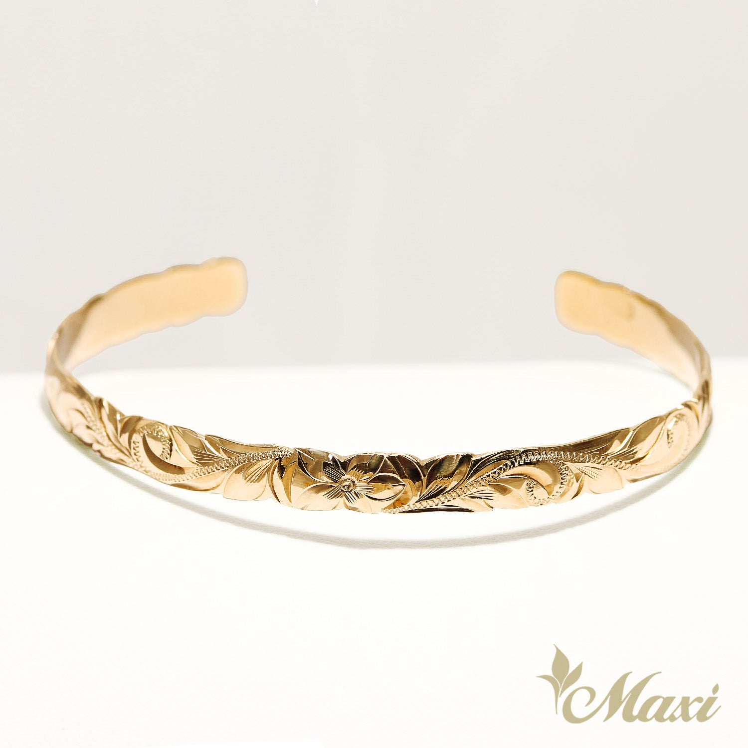 8mm Open Bangle Bracelet_Barrel Shape_Cut Out Edge [14K/18K Gold]