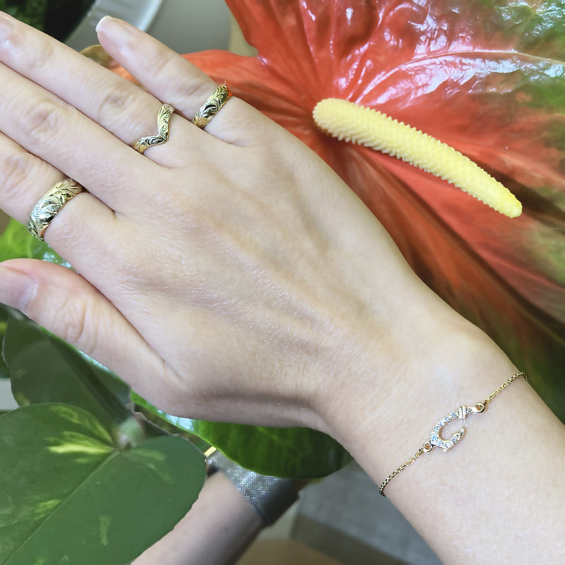 Fish Hook Bracelet with Diamond_Small  [14K/18K Gold]