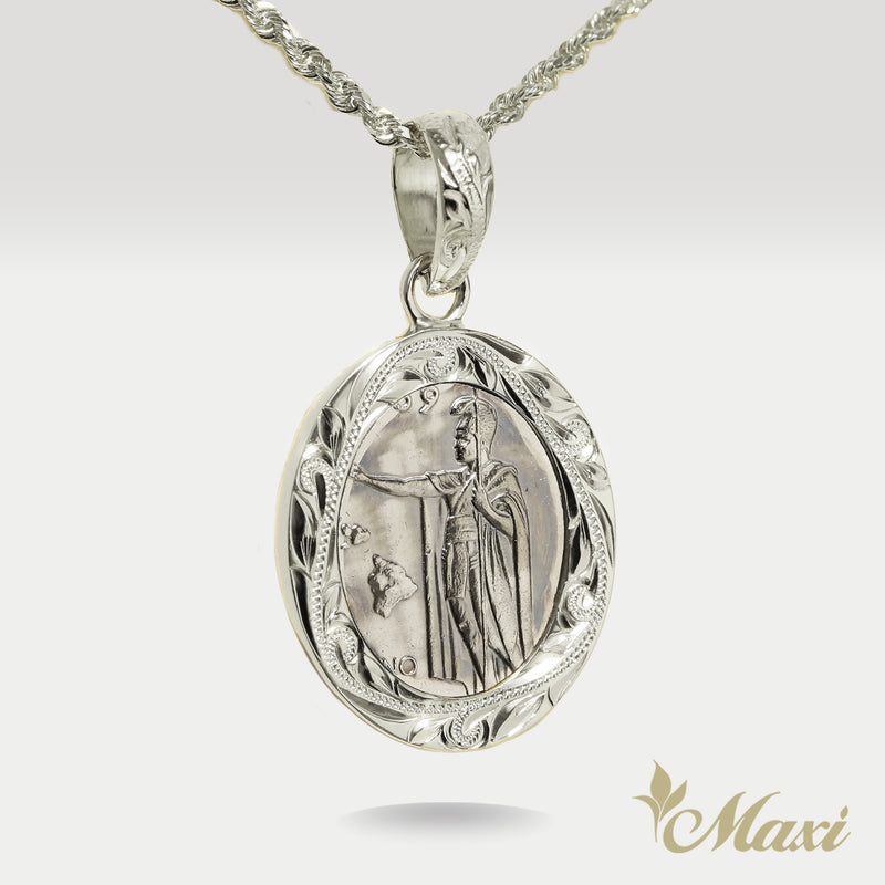 King Kamehameha Coin Oval Pendant [14K/18K Gold]