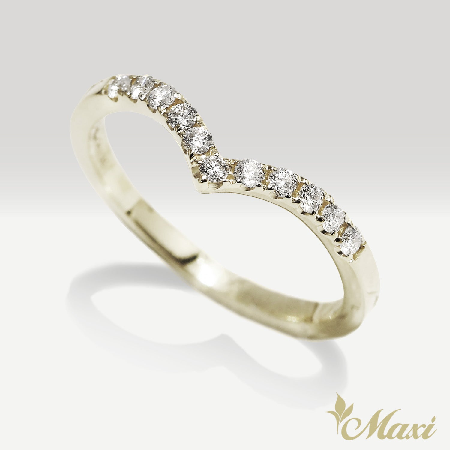kohola_whale_tail_ring_half_eternity_white_Gold