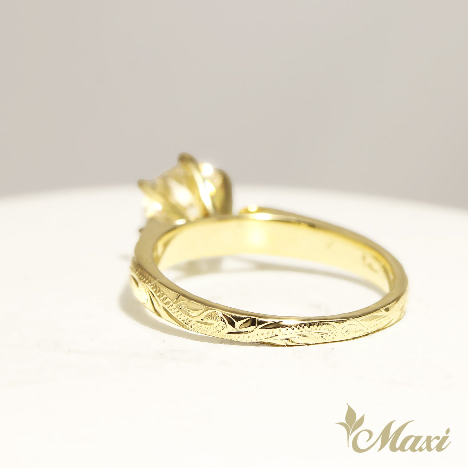 1 Carat Rond Lab-Grown Diamond Hawaiian Engraved Solitaire Ring [14K/18K Gold]