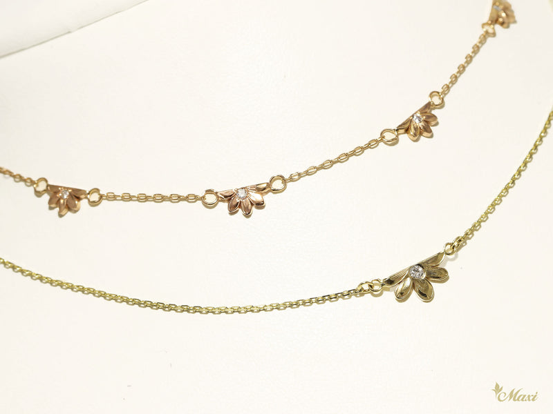 Naupaka Necklace small with diamond and one flower necklace