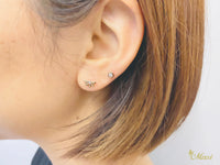 Naupaka earring with Diamond puton coordination image